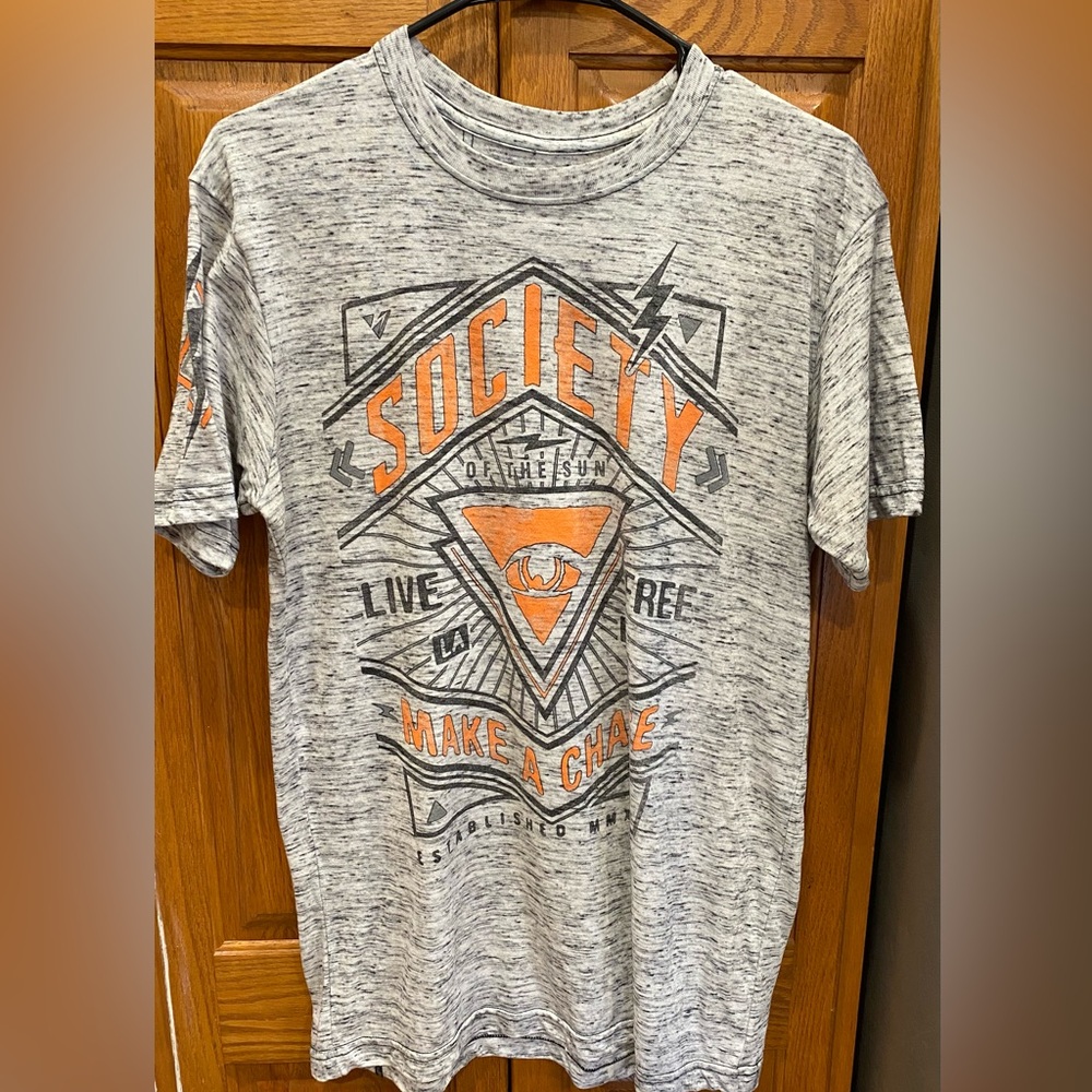 Society Buckle T-shirt. Size medium.